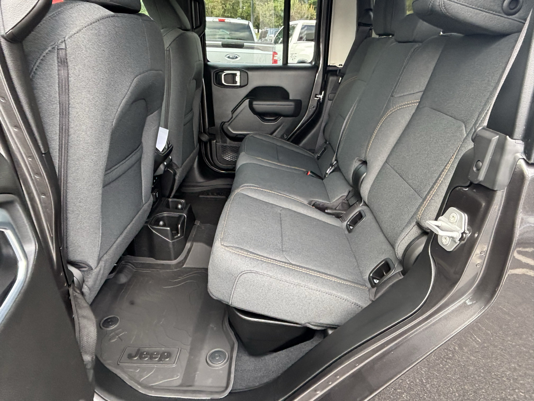 New 2027 Jeep Gladiator Sport AWD/4WD image 17