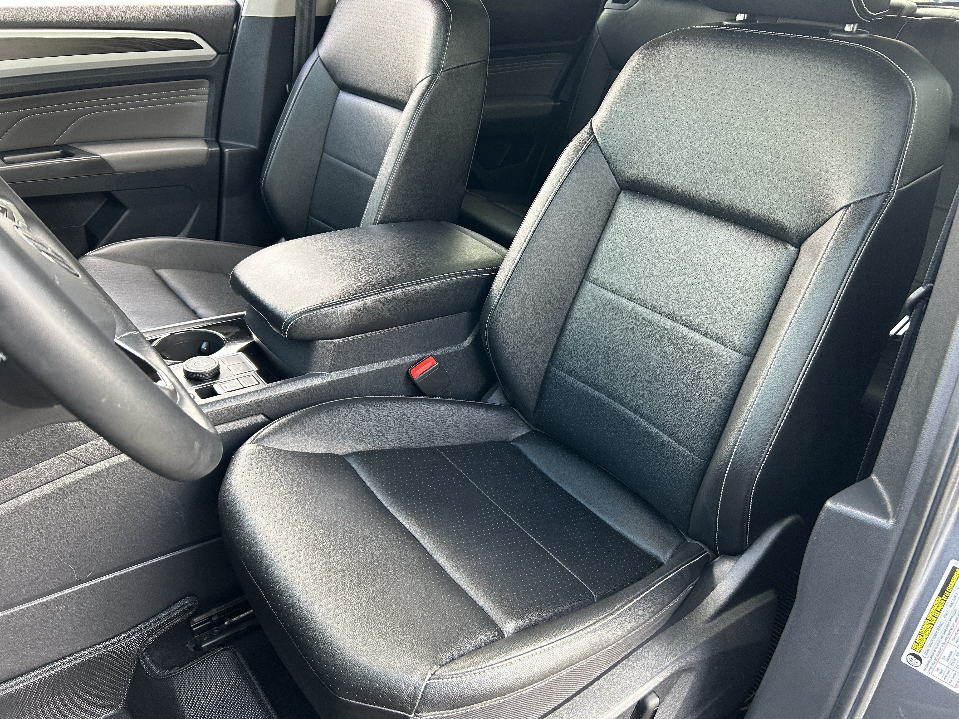 Used 2023 Volkswagen Atlas SE w/ Panoramic Sunroof Package AWD/4WD image 19