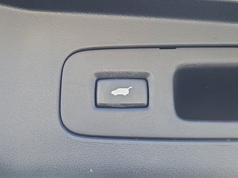 Used 2015 Honda CR-V Touring image 13