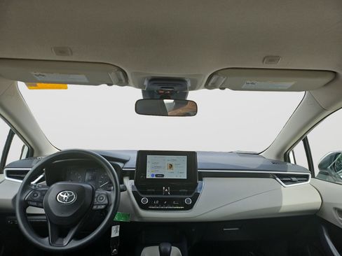 Used 2024 Toyota Corolla LE FWD image 18