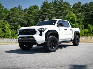 Used 2024 Toyota Tacoma TRD Off-Road w/ TRD Off Road Upgrade Package AWD/4WD video 1