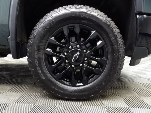 Used 2026 Chevrolet Silverado 2500 LTZ w/ Trail Boss Package AWD/4WD image 9