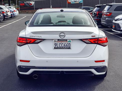 Used 2024 Nissan Sentra SR w/ Trunk Package FWD image 20