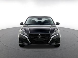 Used 2025 Nissan Altima 2.5 SV FWD video 2