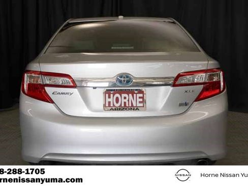 Used 2012 Toyota Camry XLE w/ Convenience Pkg image 14