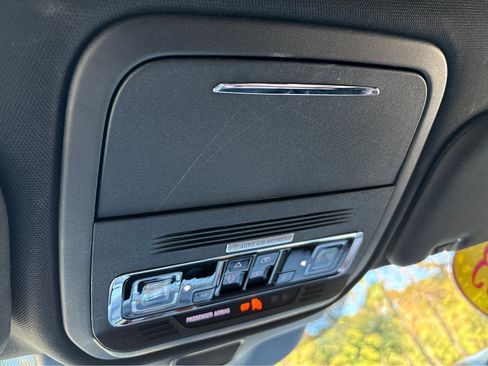 Used 2023 Lincoln Aviator Reserve w/ Equipment Group 201A image 34