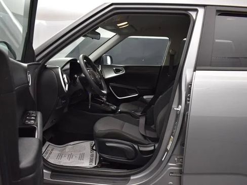 Used 2024 Kia Soul LX w/ Option Group 015 FWD image 14