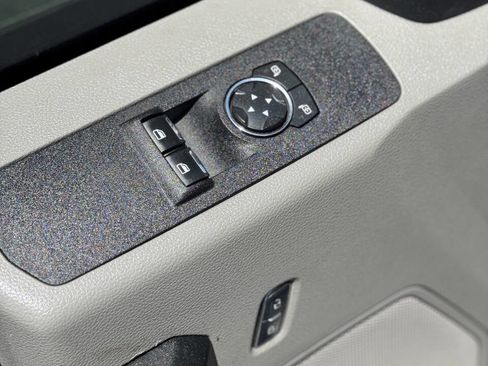 Used 2018 Ford F350 XL w/ Power Equipment Group image 19