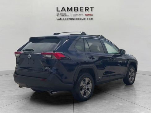 Used 2024 Toyota RAV4 XLE w/ Convenience Package AWD/4WD image 5