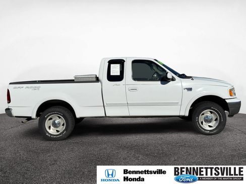 Used 2001 Ford F150 Lariat image 6