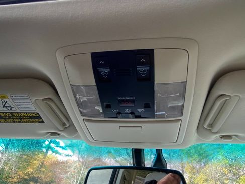 Used 2013 Lexus GX 460 Premium image 38