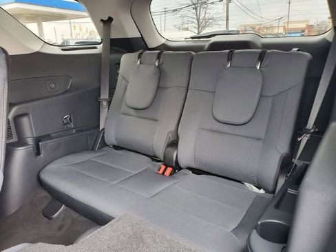 Used 2025 Ford Explorer Active image 25