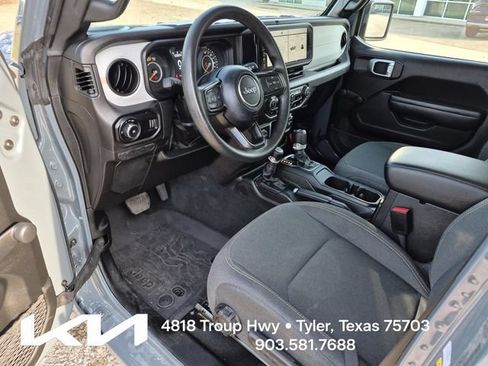 Used 2024 Jeep Wrangler Unlimited Sport AWD/4WD image 17