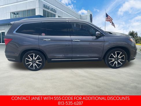 Used 2020 Honda Pilot Touring image 3