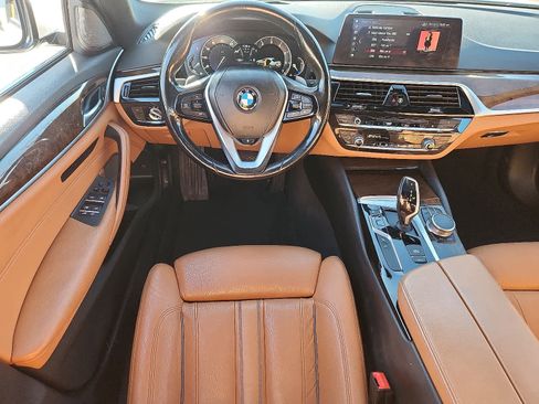 Used 2017 BMW 530i xDrive image 12