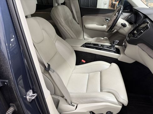 Used 2022 Volvo XC90 T6 Inscription w/ Advanced Package AWD/4WD image 23