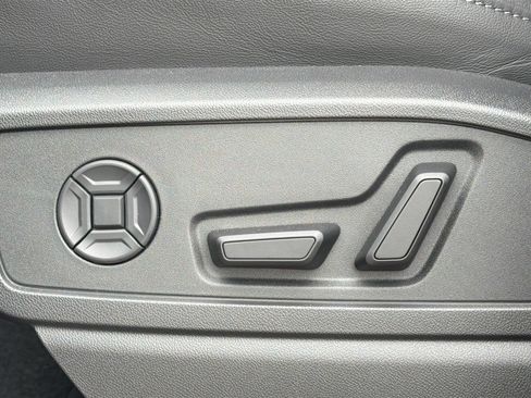 New 2025 Audi Q5 Premium Plus image 25