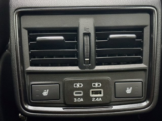 Certified 2025 Subaru Forester Touring AWD/4WD image 30