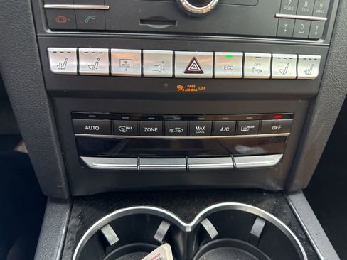 Used 2017 Mercedes-Benz E 400 Coupe image 22