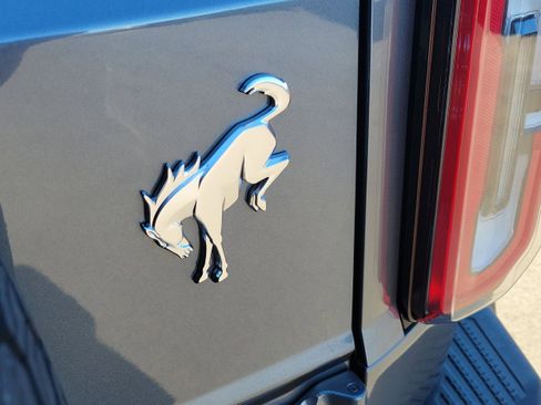 New 2025 Ford Bronco Badlands AWD/4WD image 7