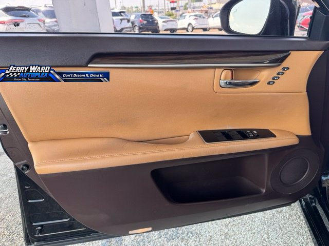 Used 2017 Lexus ES 350 w/ Luxury Package FWD image 16