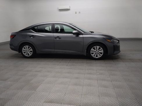 Used 2024 Nissan Sentra S FWD image 11