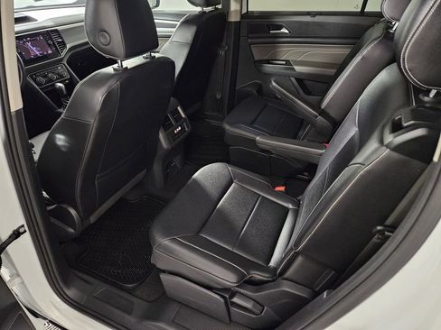 Used 2021 Volkswagen Atlas SEL R-Line AWD/4WD image 25
