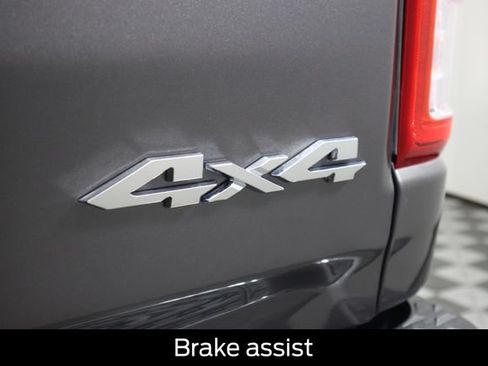 Used 2022 RAM 1500 Big Horn AWD/4WD image 33