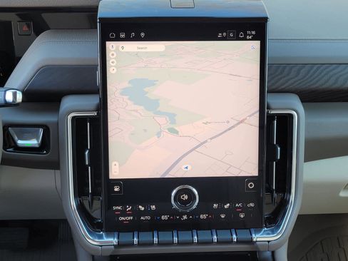 New 2026 GMC Yukon XL Denali w/ Denali Reserve Package image 17