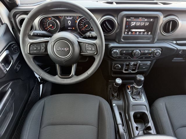 Used 2023 Jeep Wrangler Unlimited Sport AWD/4WD image 10