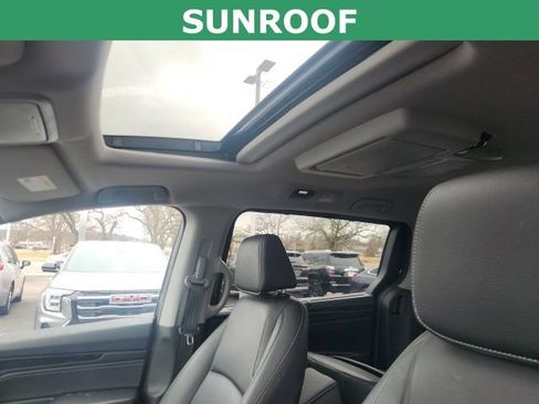 Used 2024 Honda Odyssey Touring image 4