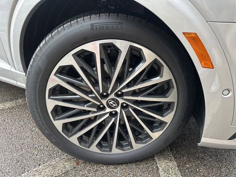 New 2026 Hyundai Palisade Calligraphy FWD image 11