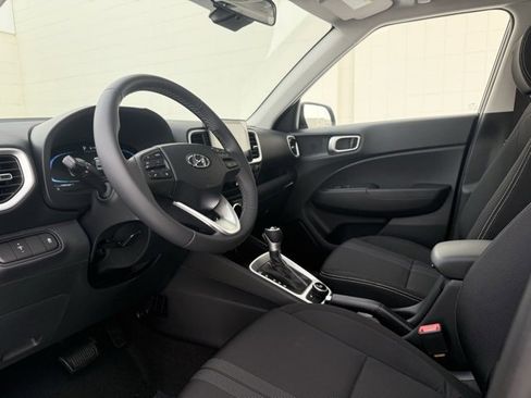 New 2026 Hyundai Venue SEL image 4