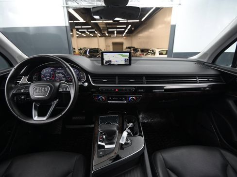 Used 2018 Audi Q7 3.0T Prestige image 22