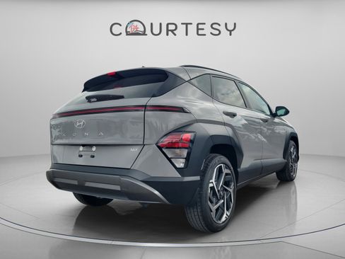 New 2026 Hyundai Kona SEL Premium image 4