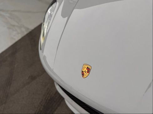 New 2026 Porsche Macan image 35