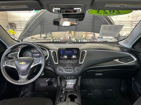 Used 2023 Chevrolet Malibu LT image 46