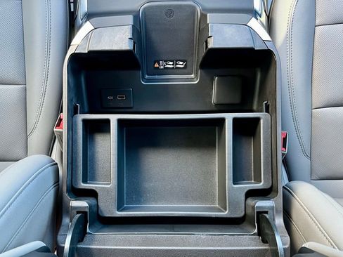 Used 2022 Chevrolet Silverado 1500 LTZ w/ LTZ Premium Package image 40