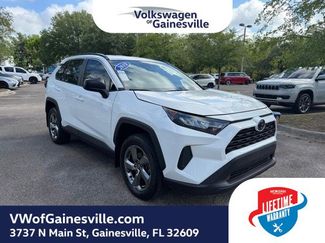 Used 2019 Toyota RAV4 LE FWD video 1