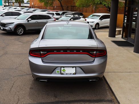 Used 2018 Dodge Charger SXT Plus w/ Driver Confidence Group RWD image 10