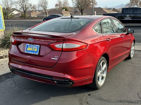 Used 2016 Ford Fusion SE w/ Equipment Group 201A image 3
