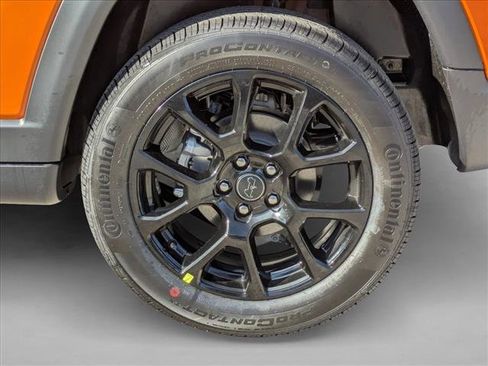 New 2026 Chrysler Pacifica Limited w/ S Appearance Package FWD image 9