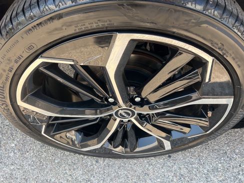 Certified 2023 Nissan Altima 2.5 SR w/ SR Premium Package image 42