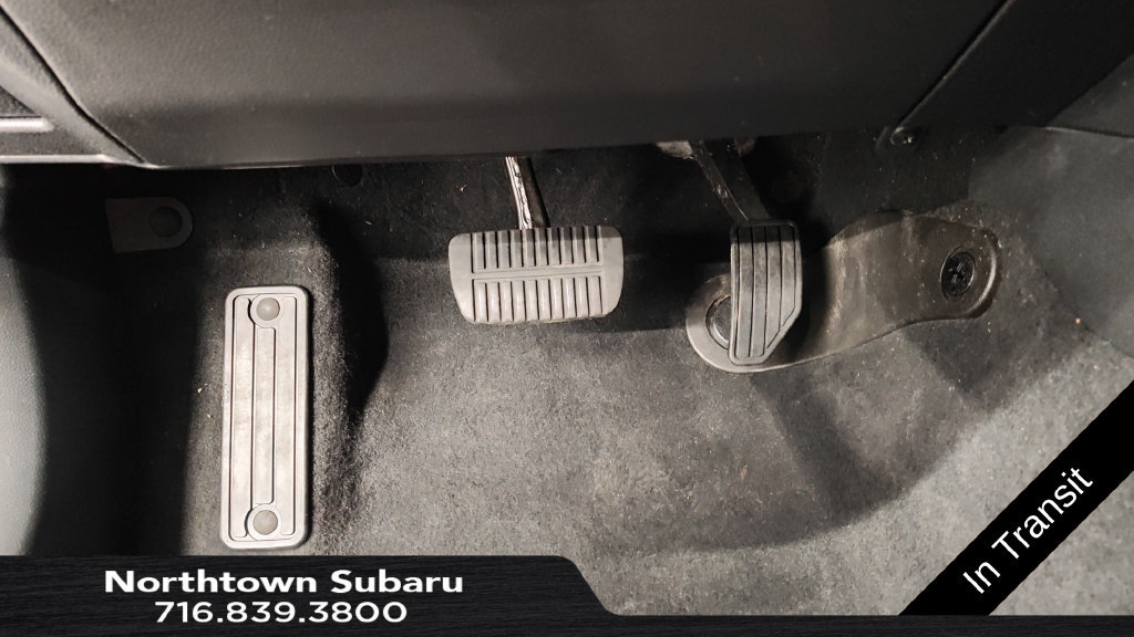 Used 2024 Subaru Outback Limited AWD/4WD image 31