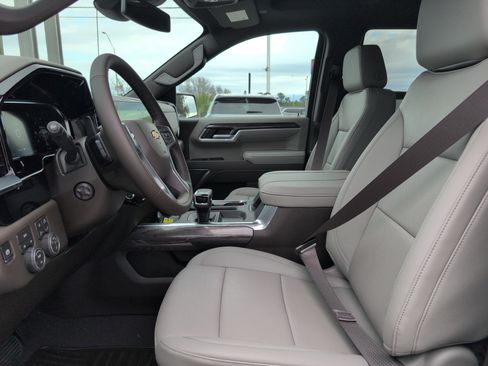 New 2026 Chevrolet Silverado 1500 LTZ w/ LTZ Premium Package image 13