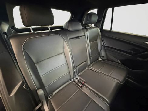 Used 2021 Volkswagen Tiguan SE R-Line AWD/4WD image 18
