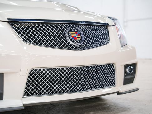 Used 2013 Cadillac CTS V RWD image 32