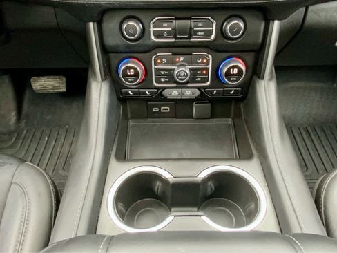 Used 2023 Chevrolet Tahoe Z71 w/ Off-Road Capability Package image 47