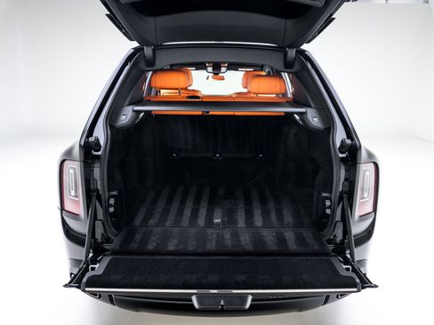 Used 2023 Rolls-Royce Cullinan Black Badge w/ Driver's Package AWD/4WD image 44