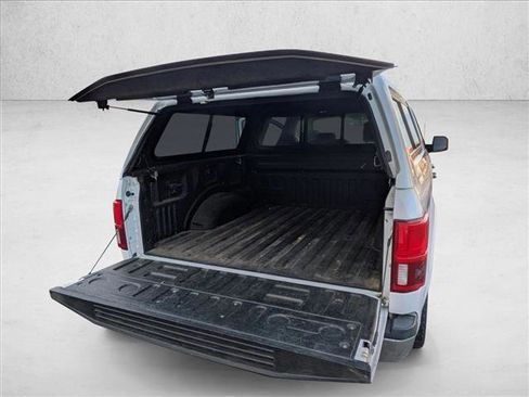 Used 2018 Ford F150 Lariat w/ Equipment Group 502A Luxury image 22